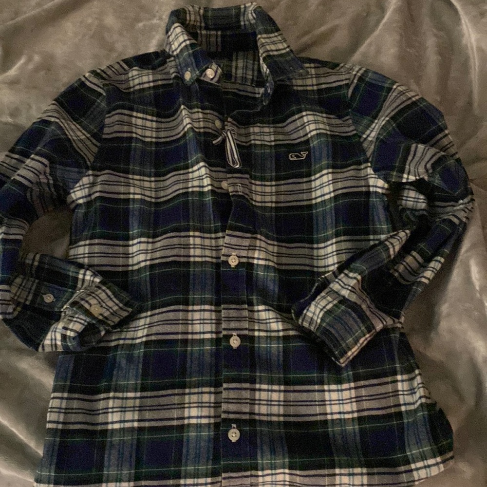 Boy’s flannel vineyard vines plaid shirt
